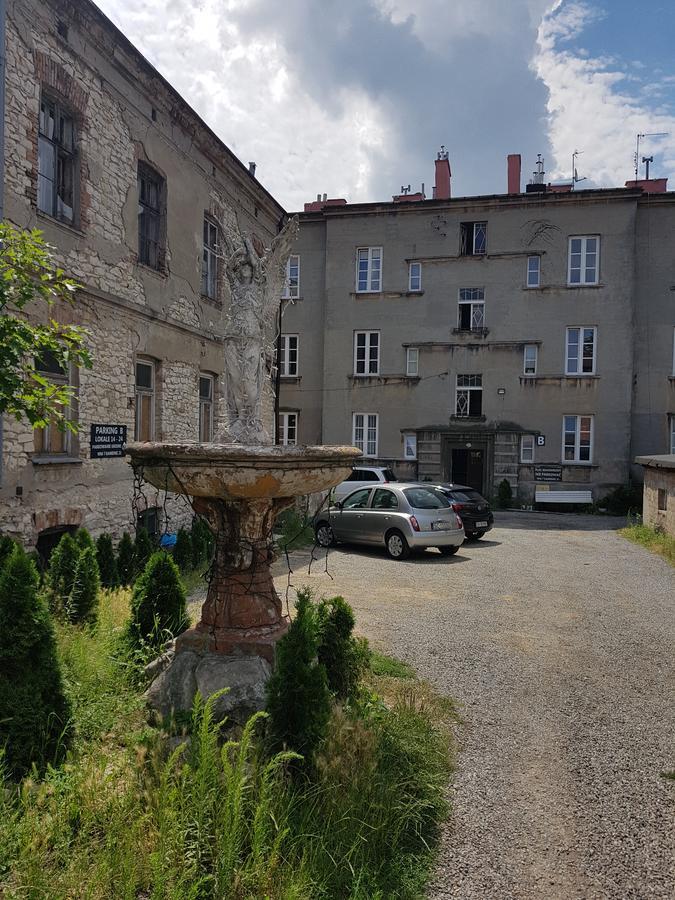 Pod Jasna Gora Apartament 23 Częstochowa Buitenkant foto